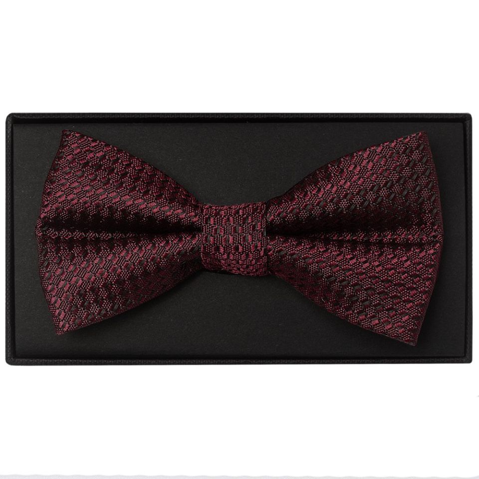 Burgundy Textured Mens Bow Tie and Pocket Square Set